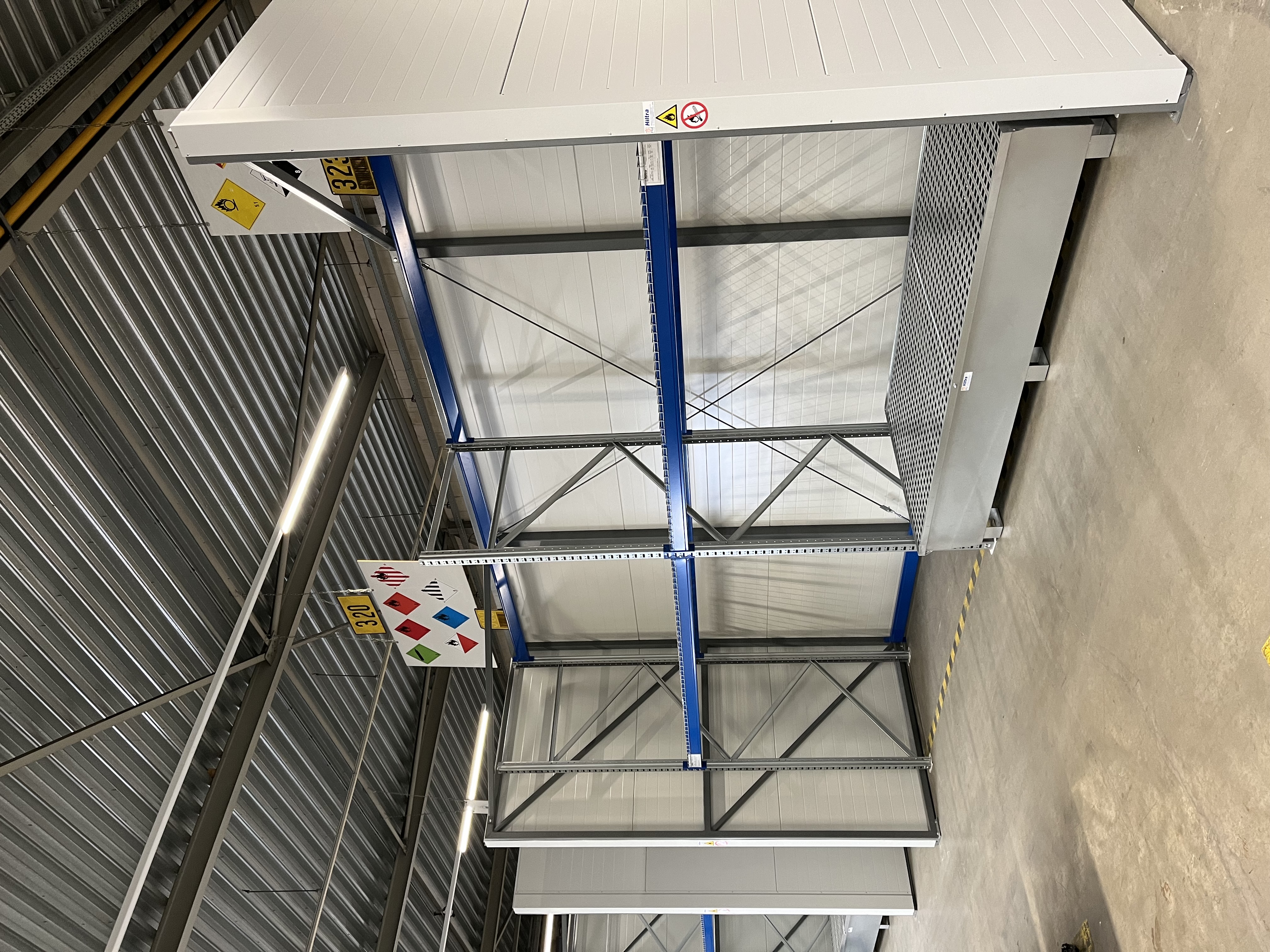 Paardenboxen DB Schenker